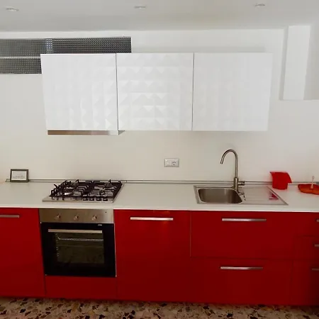 Apartment S122 - Sirolo, Ampio Bilocale In Centro Sirolo